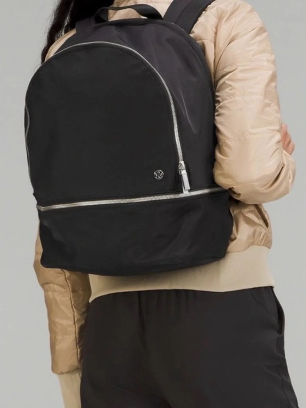 Brand new LuLuLemon backpack Brand New originally 140$. MSRP